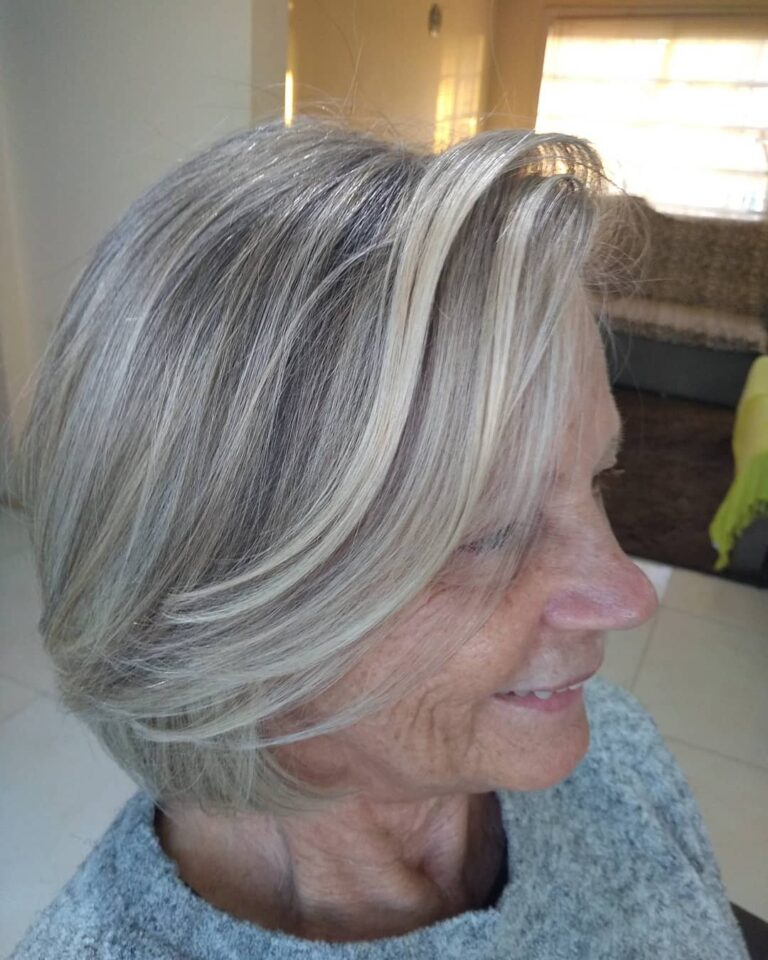 Coloração e mechas · Idéias Estetica e Beleza — salão de beleza em São José, Camaquã - RS