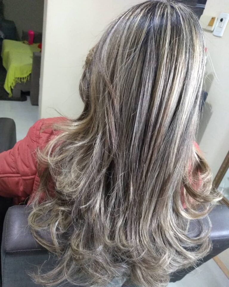 Coloração e mechas · Idéias Estetica e Beleza — salão de beleza em São José, Camaquã - RS